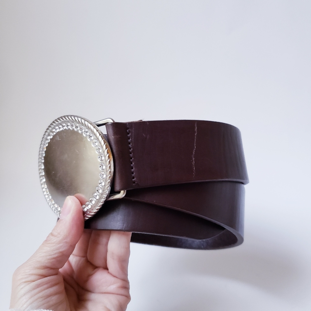 Vintage Abercrombie And Fitch Brown Leather Belt With Large Silver Buckle - Picture 4 of 16